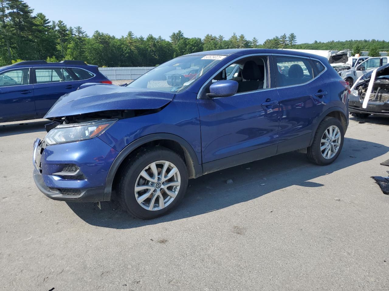 NISSAN ROGUE SPORT S