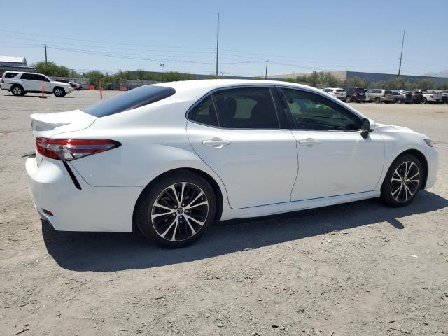 2018 TOYOTA CAMRY L - JTNB11HK4J3017672