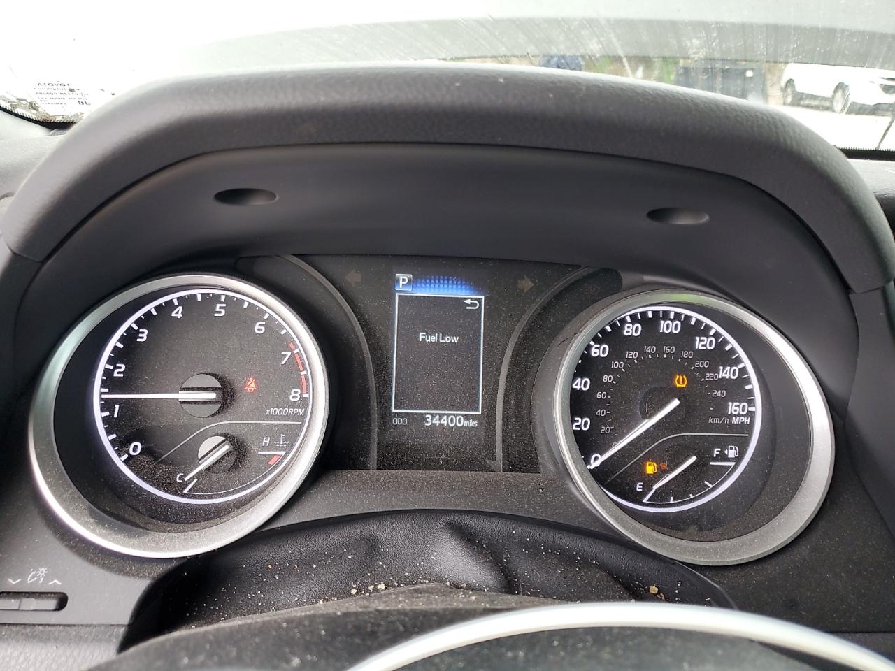 Toyota Camry le 2023