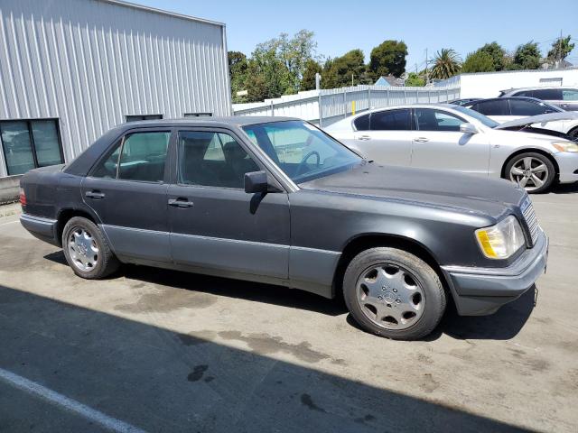 Vin: wdbea32e2sc158952, lot: 58857535, mercedes-benz e-class 320 base 19954