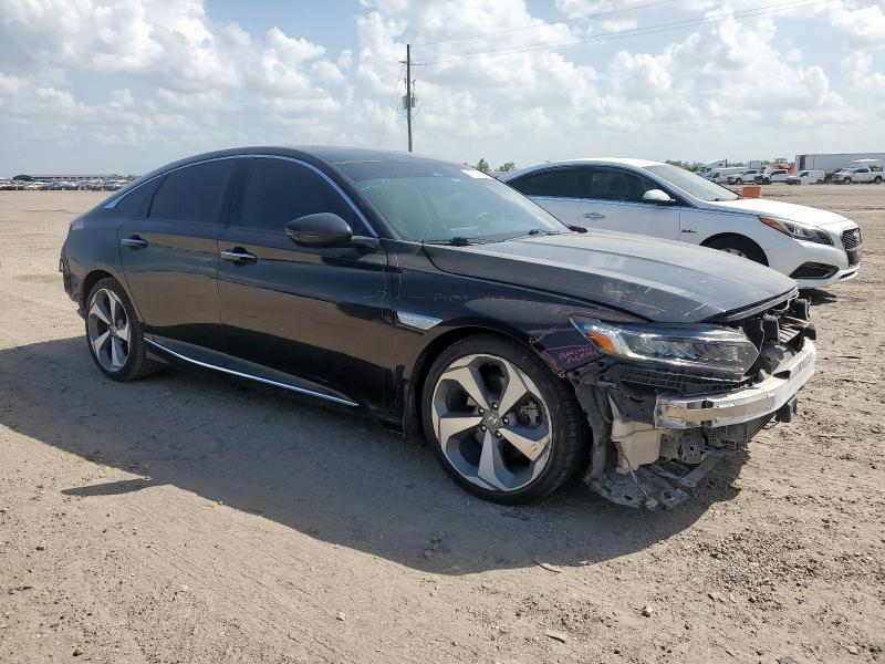 2018 HONDA ACCORD TOU 1HGCV1F95JA108069