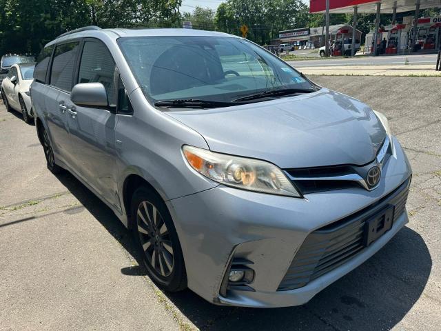 2018 TOYOTA SIENNA XLE 5TDDZ3DC2JS195594