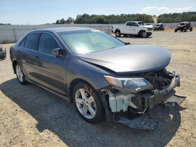 Vin: 4t1bf1fk2eu789317, lot: 63055215, toyota camry l 20144