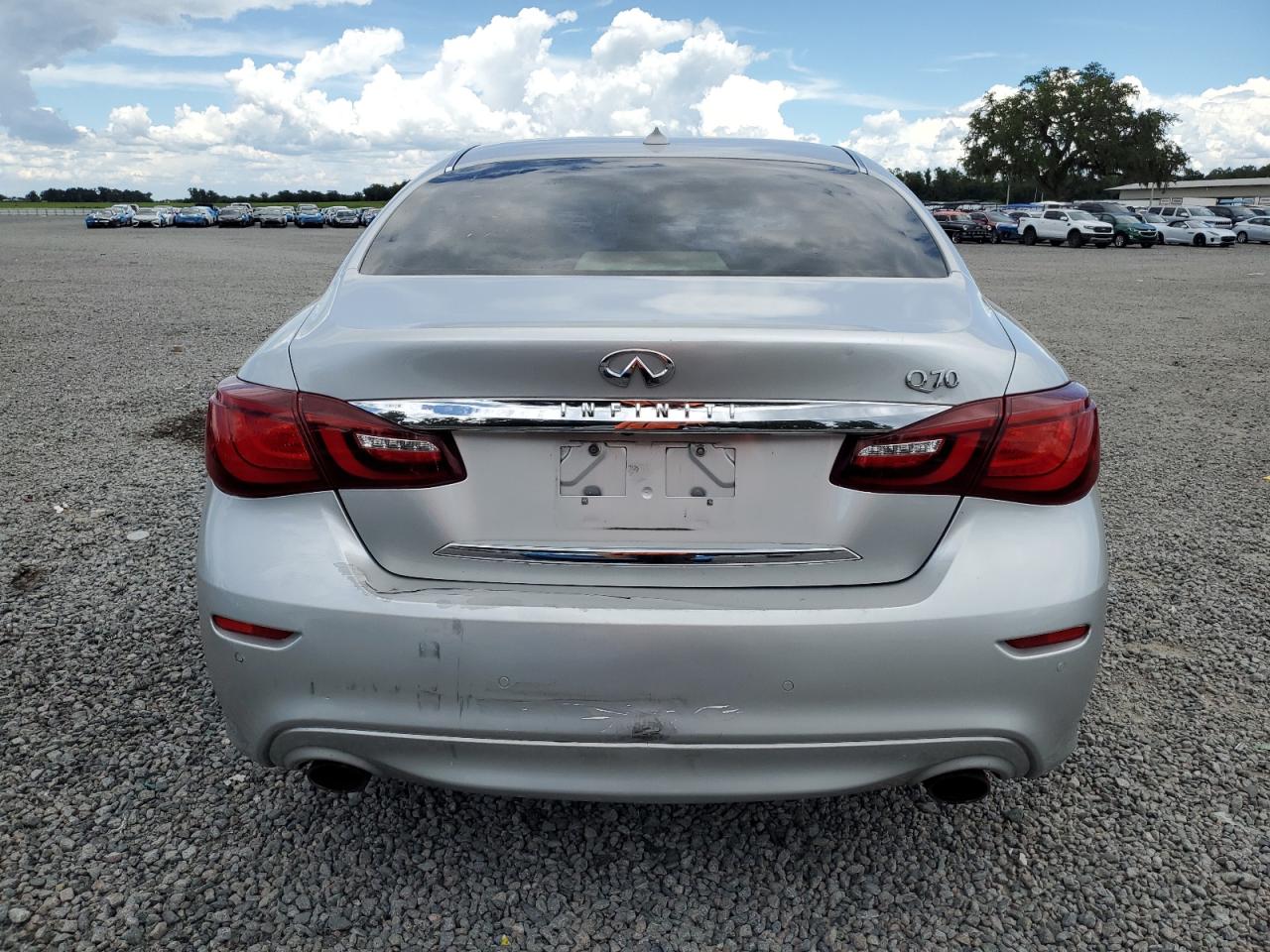 INFINITI Q70 3.7 LUXE