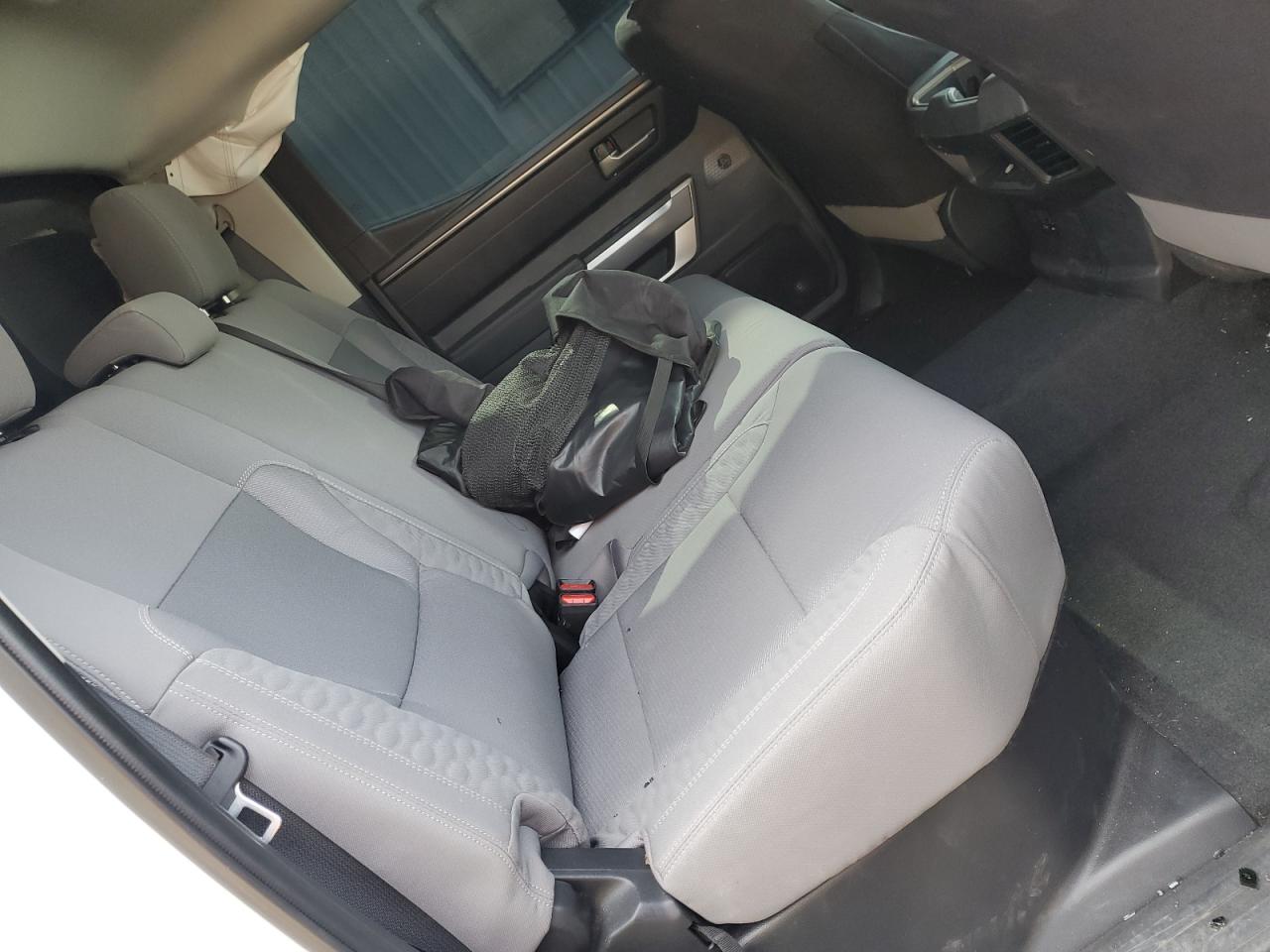 TOYOTA TUNDRA CREWMAX SR