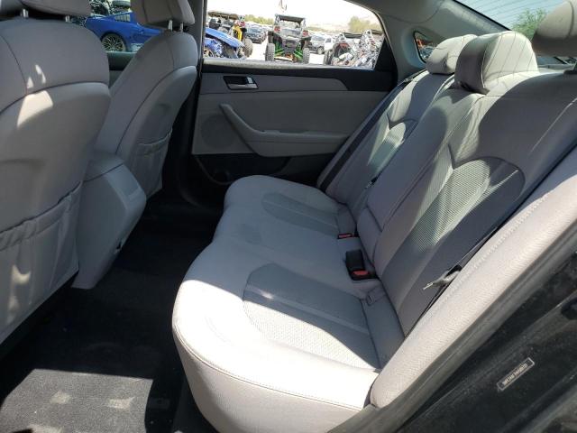2017 HYUNDAI SONATA SE - 5NPE24AF7HH589721