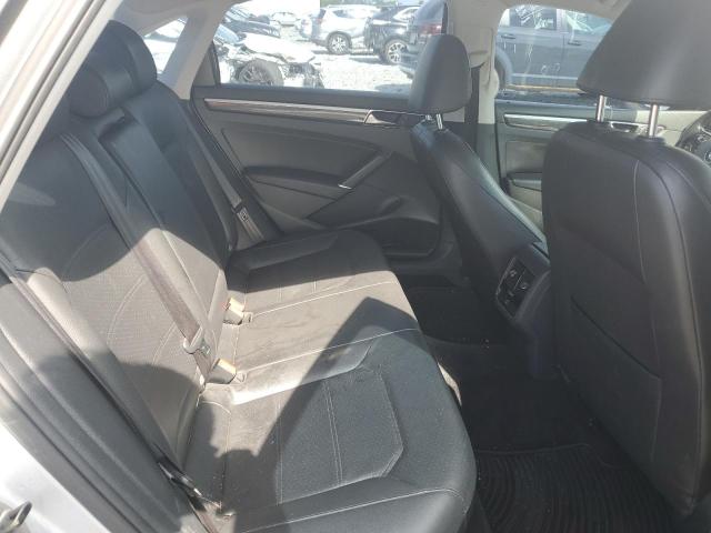 2017 VOLKSWAGEN PASSAT SE 1VWBT7A36HC034422