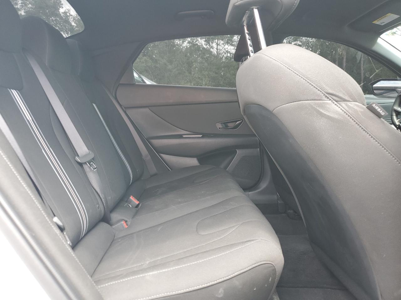 Hyundai Elantra se 2025