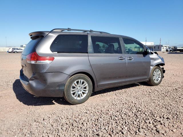 Vin: 5tdyk3dc1cs261755, lot: 61042675, toyota all models xle 20123