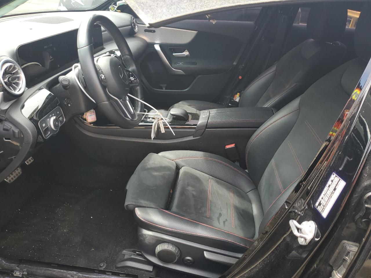 MERCEDES-BENZ A-CLASS 220 4MATIC