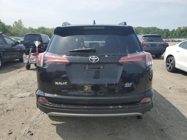 2018 TOYOTA RAV4 ADVEN 2T3RFREV7JW752418