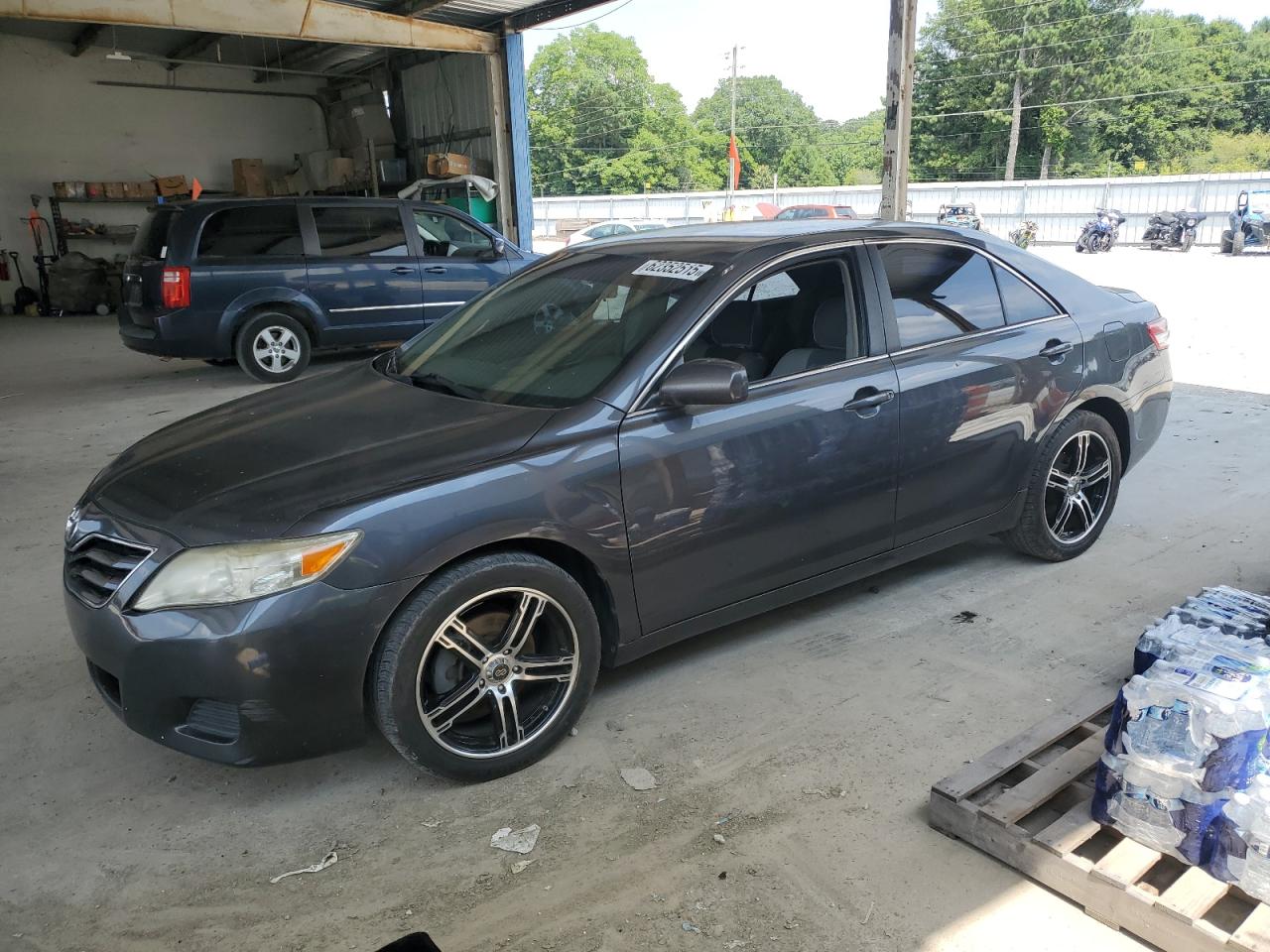 TOYOTA CAMRY BASE