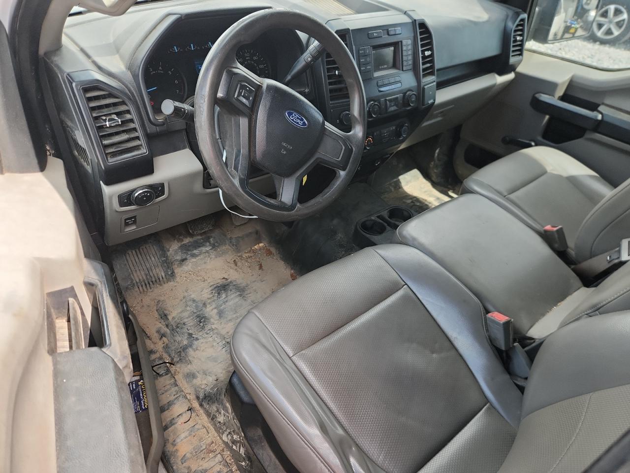 FORD F-150 SUPER CAB