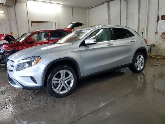 MERCEDES-BENZ GLA 250 4M