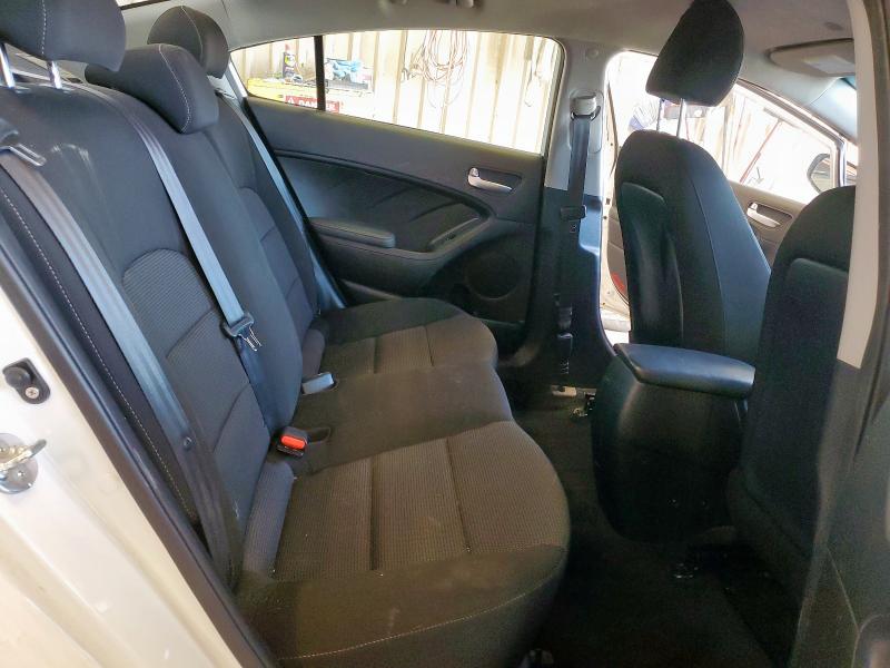 2018 KIA FORTE LX 3KPFK4A70JE273598