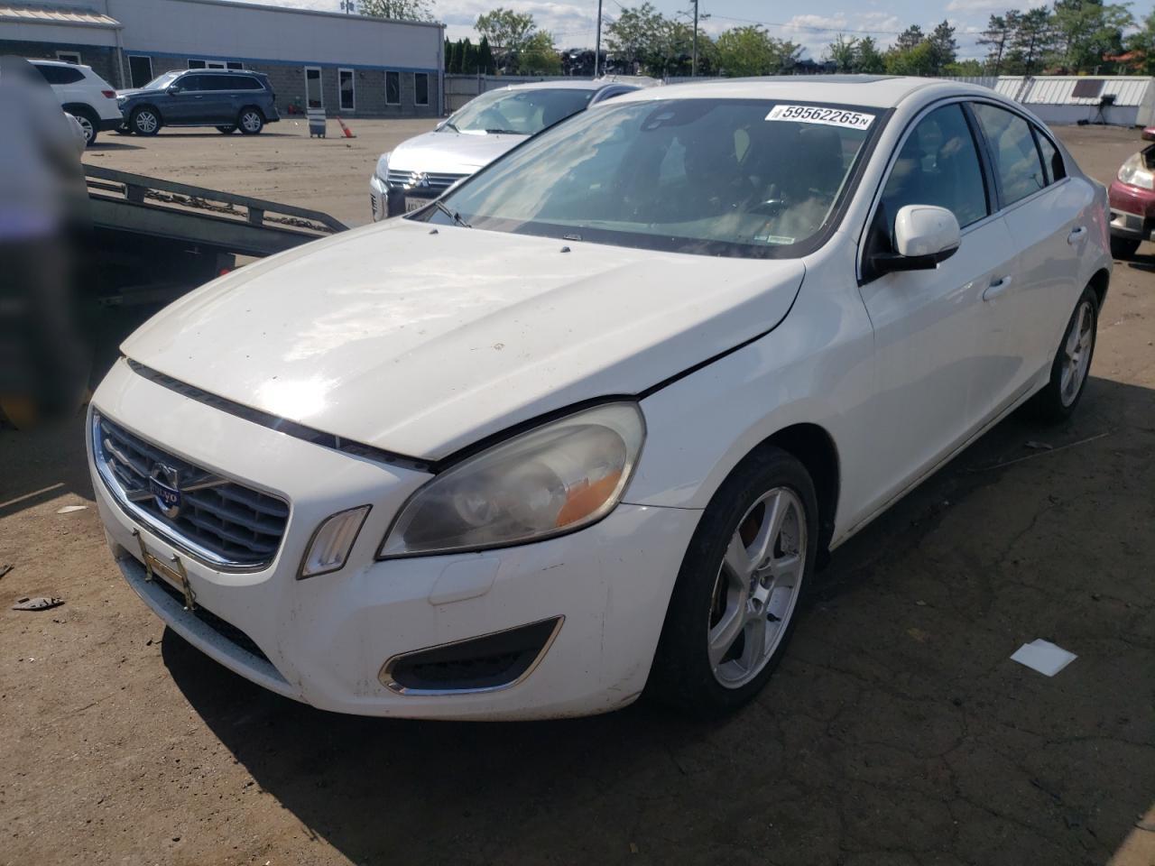 VOLVO S60 T5
