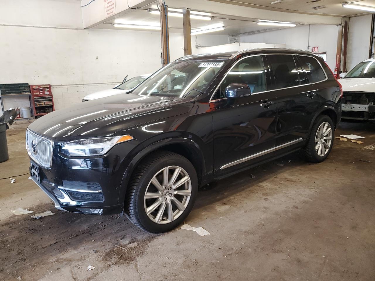 VOLVO XC90 T6