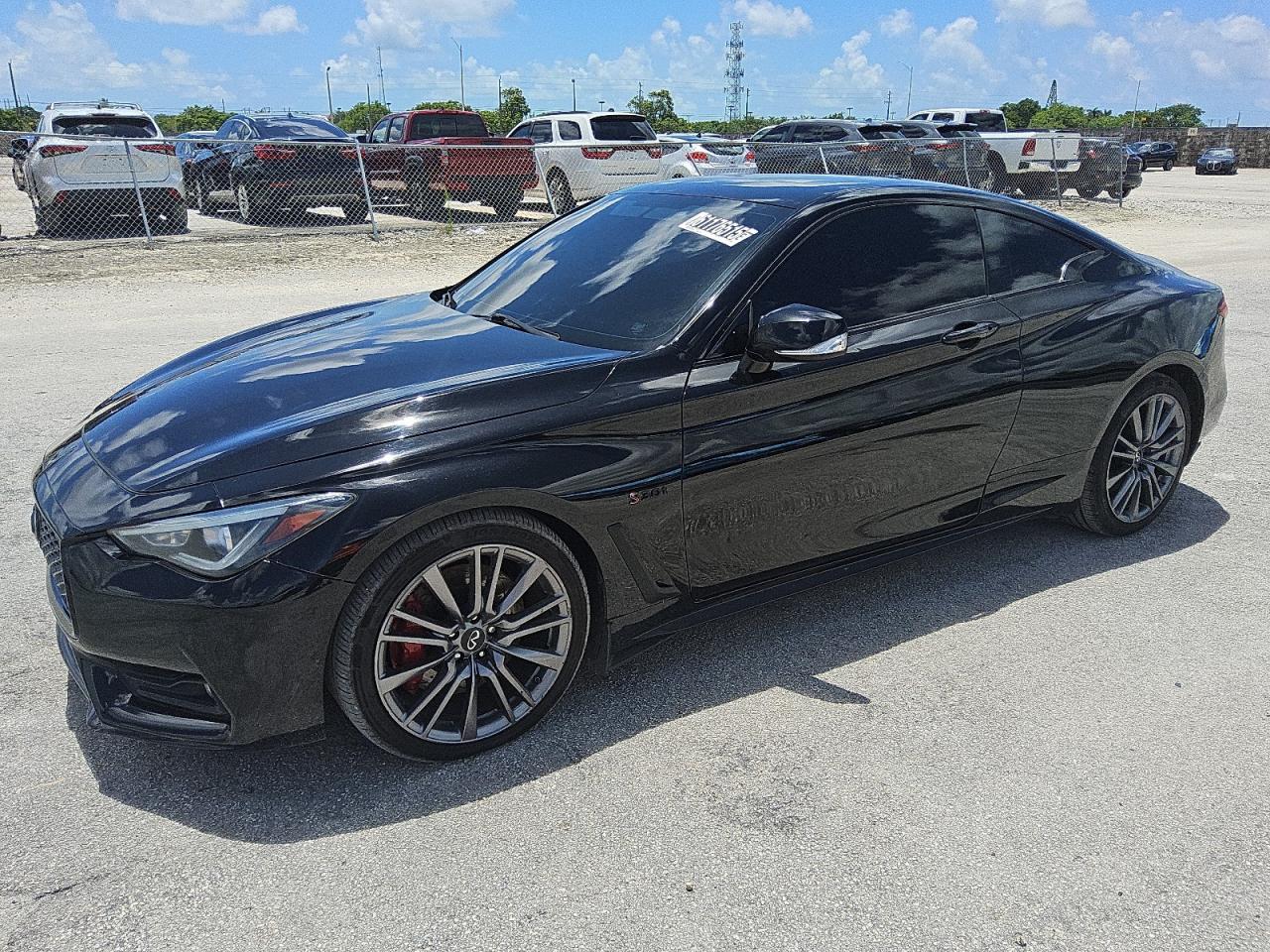 INFINITI Q60 RED SPORT 400