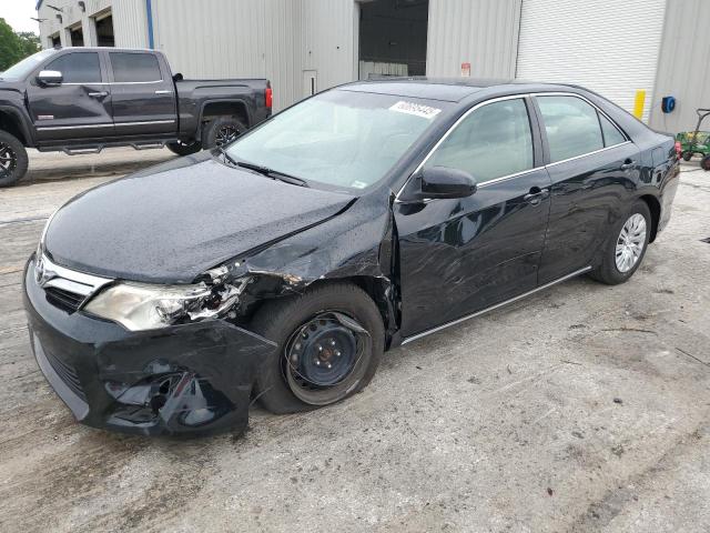 TOYOTA CAMRY BASE
