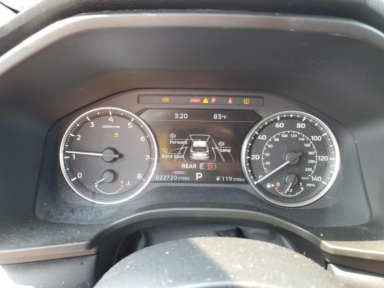 MITSUBISHI OUTLANDER SE