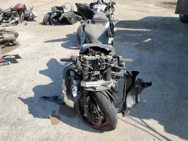 SUZUKI GSX-R1000 2019 JS1DM11F0K7100005 photo #3