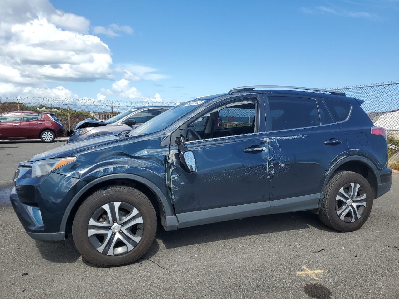 TOYOTA RAV4 LE