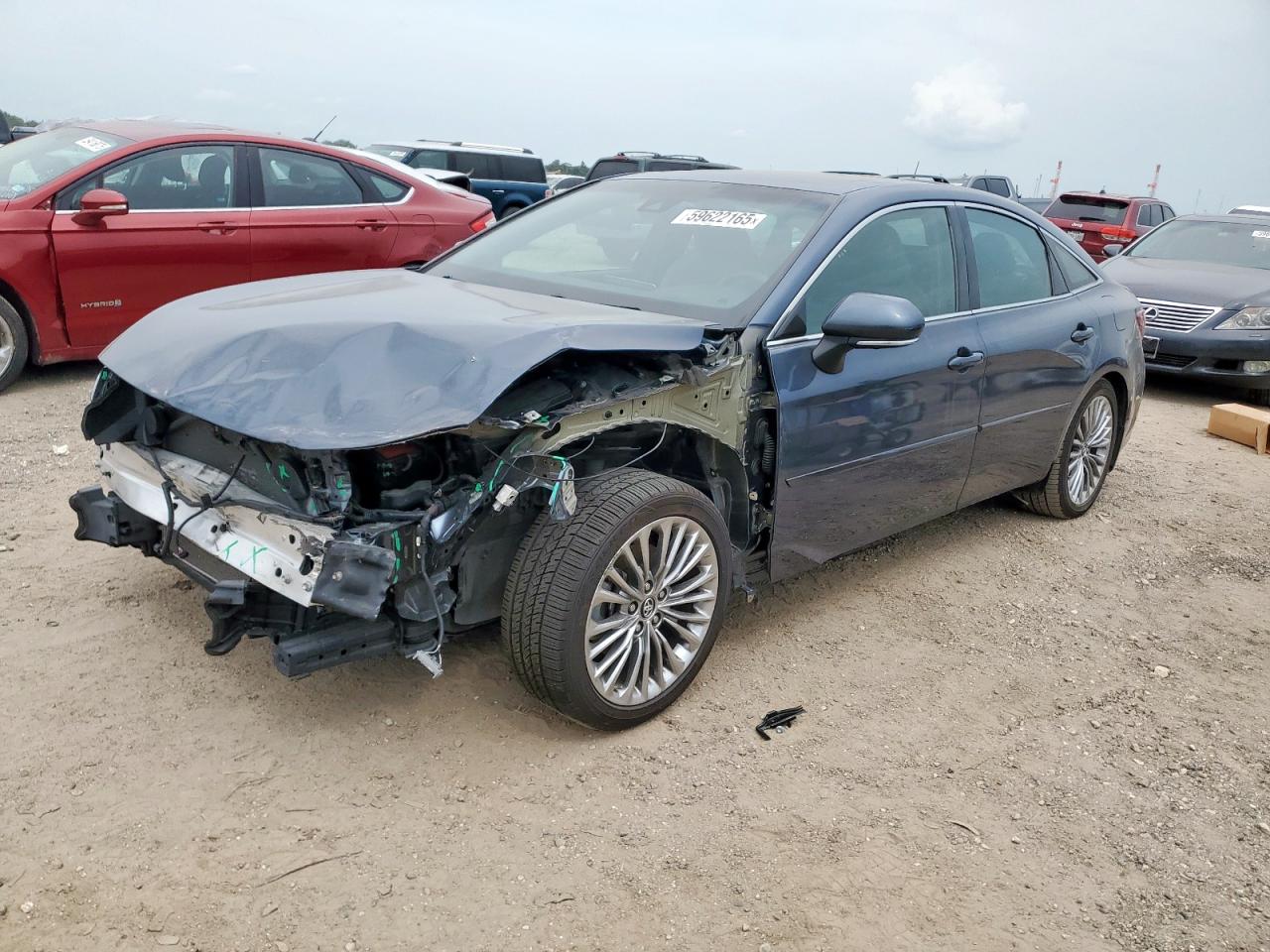 TOYOTA AVALON XLE