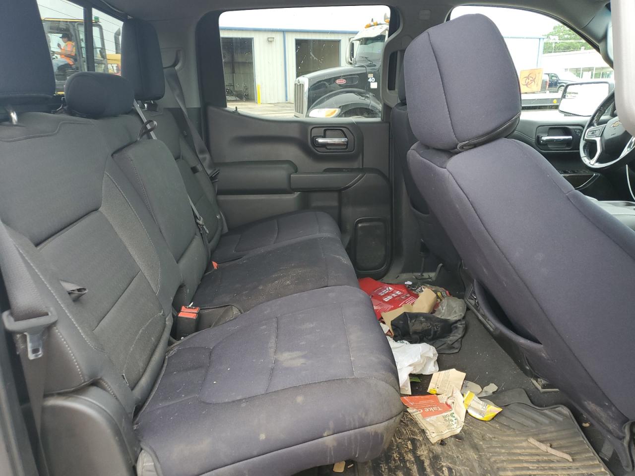 CHEVROLET SILVERADO K1500 LT