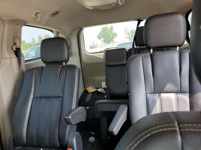 2016 CHRYSLER TOWN & COU - 2C4RC1BG6GR205496