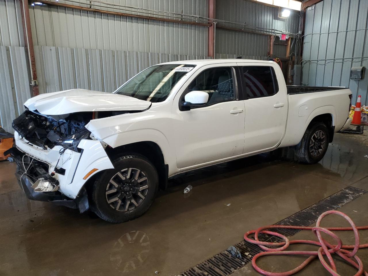 NISSAN FRONTIER SV