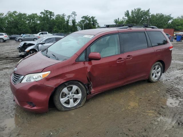 TOYOTA SIENNA LE
