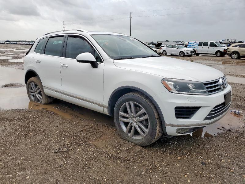 2016 VOLKSWAGEN TOUAREG SP WVGEF9BP8GD012365