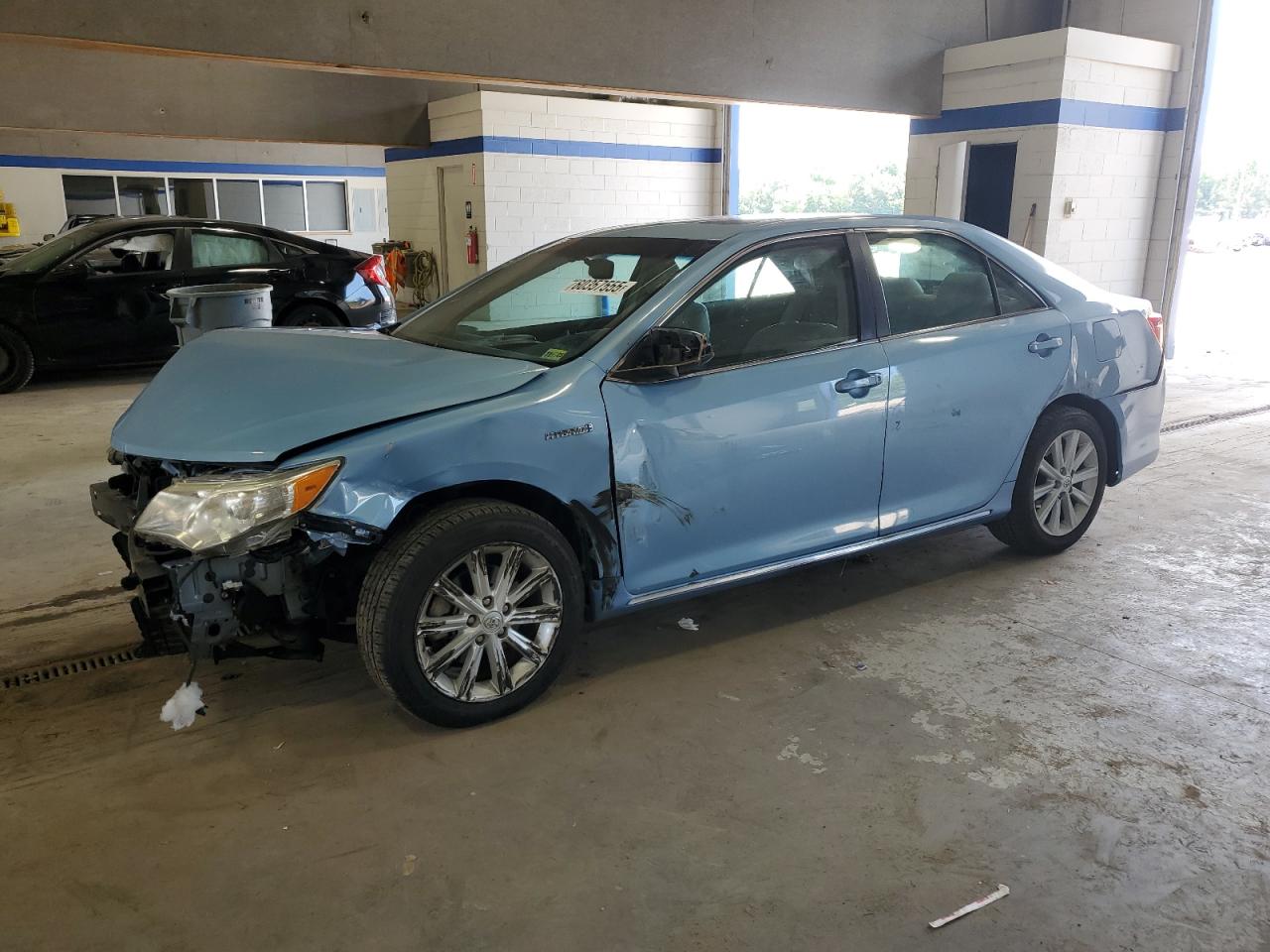 TOYOTA CAMRY HYBRID