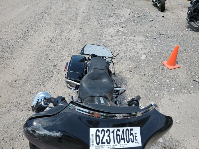 2010 HARLEY-DAVIDSON FLHTK 1HD1KEM16AB662863