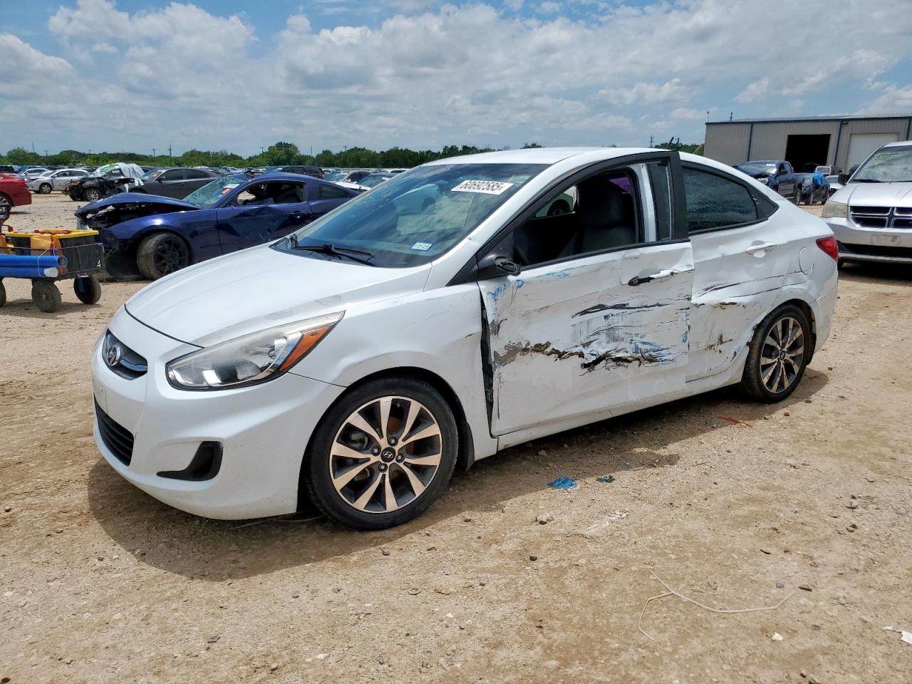 HYUNDAI ACCENT SE