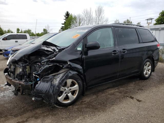 TOYOTA SIENNA LE