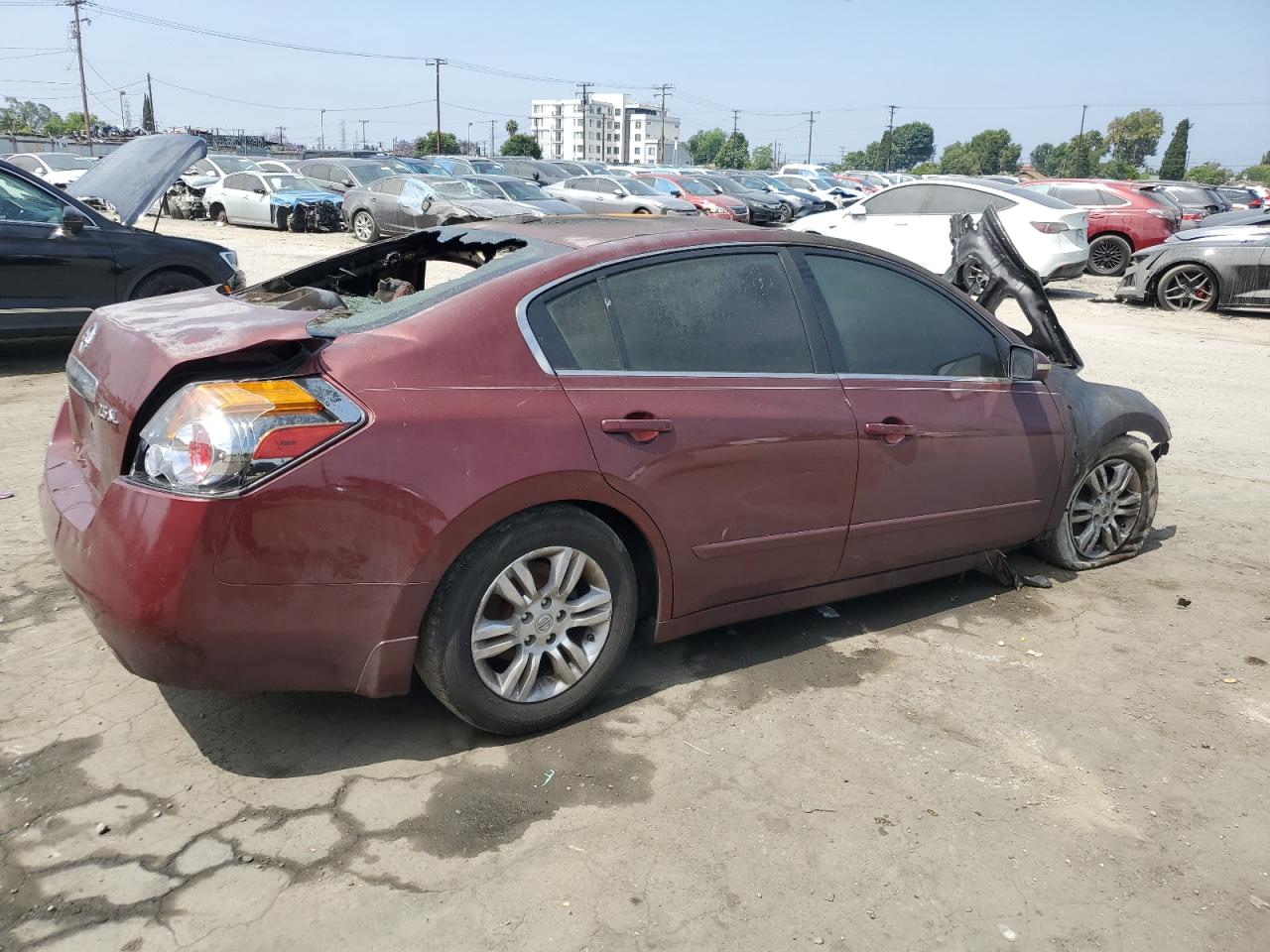 NISSAN ALTIMA BASE