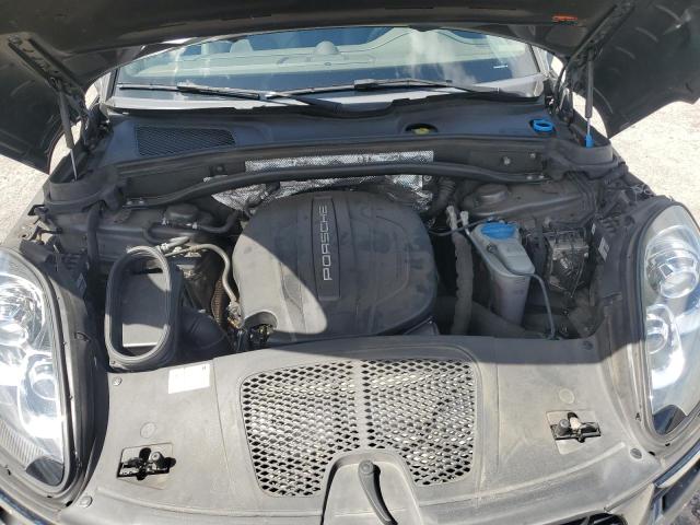 2018 PORSCHE MACAN WP1AA2A50JLB03425