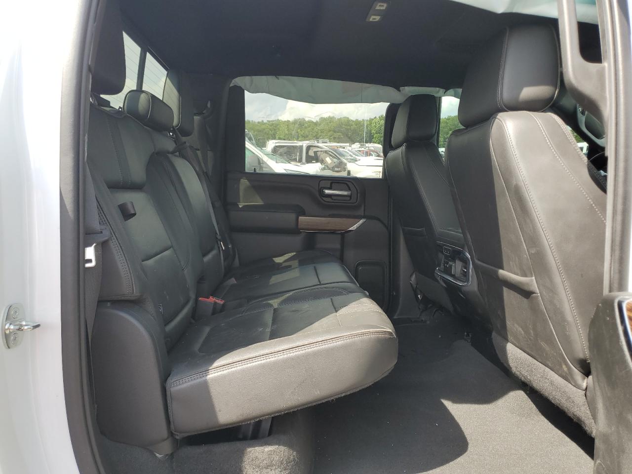 Chevrolet Silverado 2021