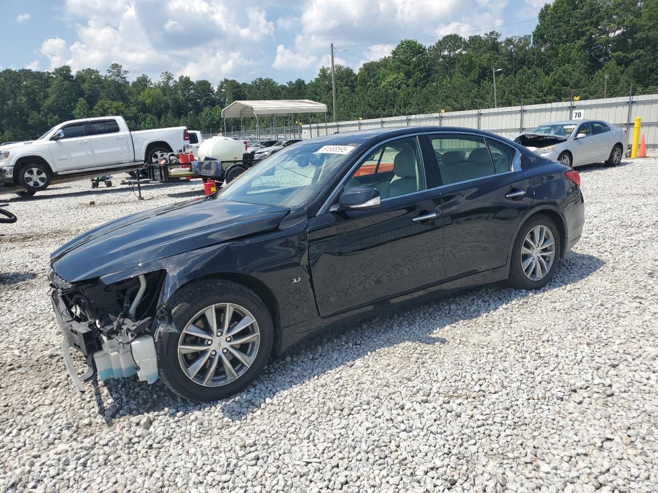 INFINITI Q50 BASE