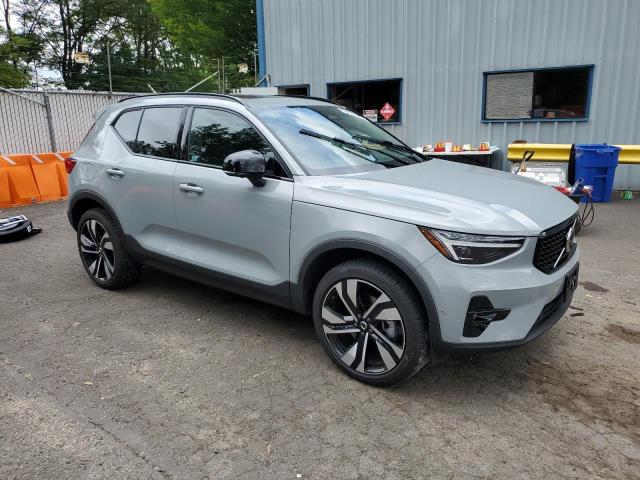 2024 VOLVO XC40 PLUS YV4L12UL6R2352122