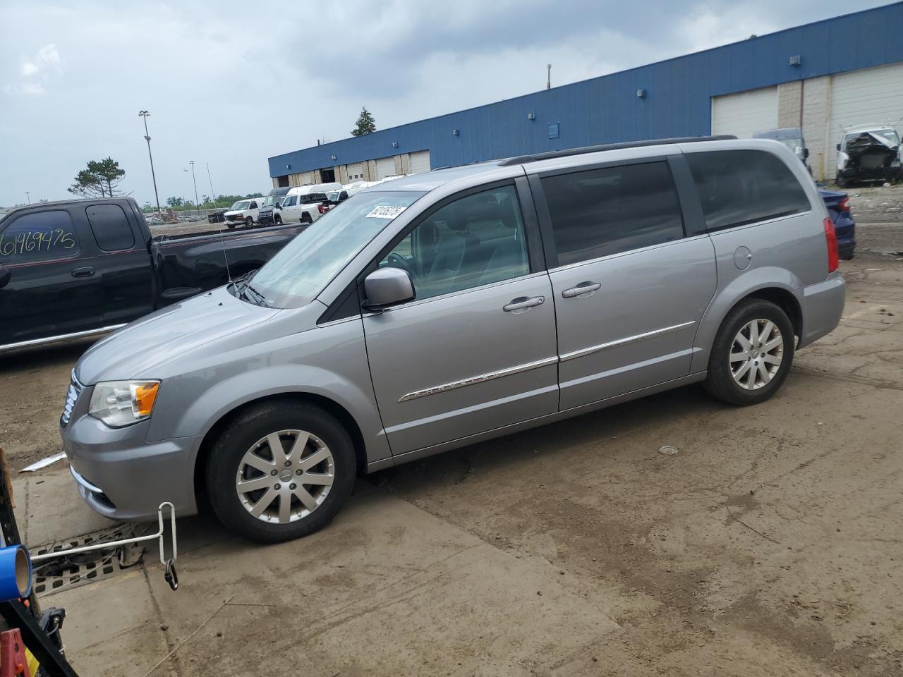 CHRYSLER TOWN & COUNTRY TOURING