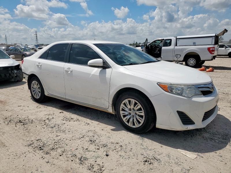 Vin: 4t1bf1fk0eu326558, lot: 59078985, toyota camry l 20144