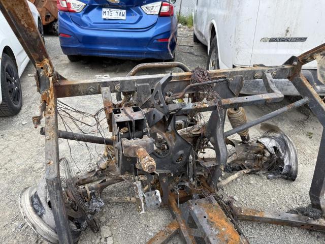 2020 CAN-AM DEFENDER X - 3JBUWAX44LK001747