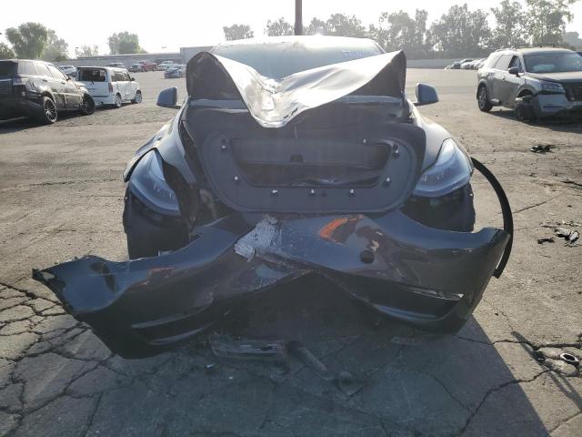 2024 TESLA MODEL Y 7SAYGDEF4RF185996