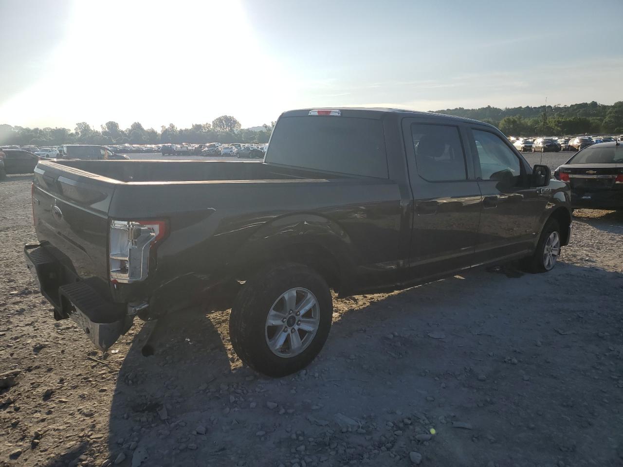 FORD F-150 SUPERCREW