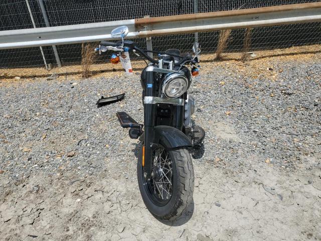 HARLEY-DAVIDSON FLSL 2020 black  gas 1HD1YDJ10LB047029 photo #3