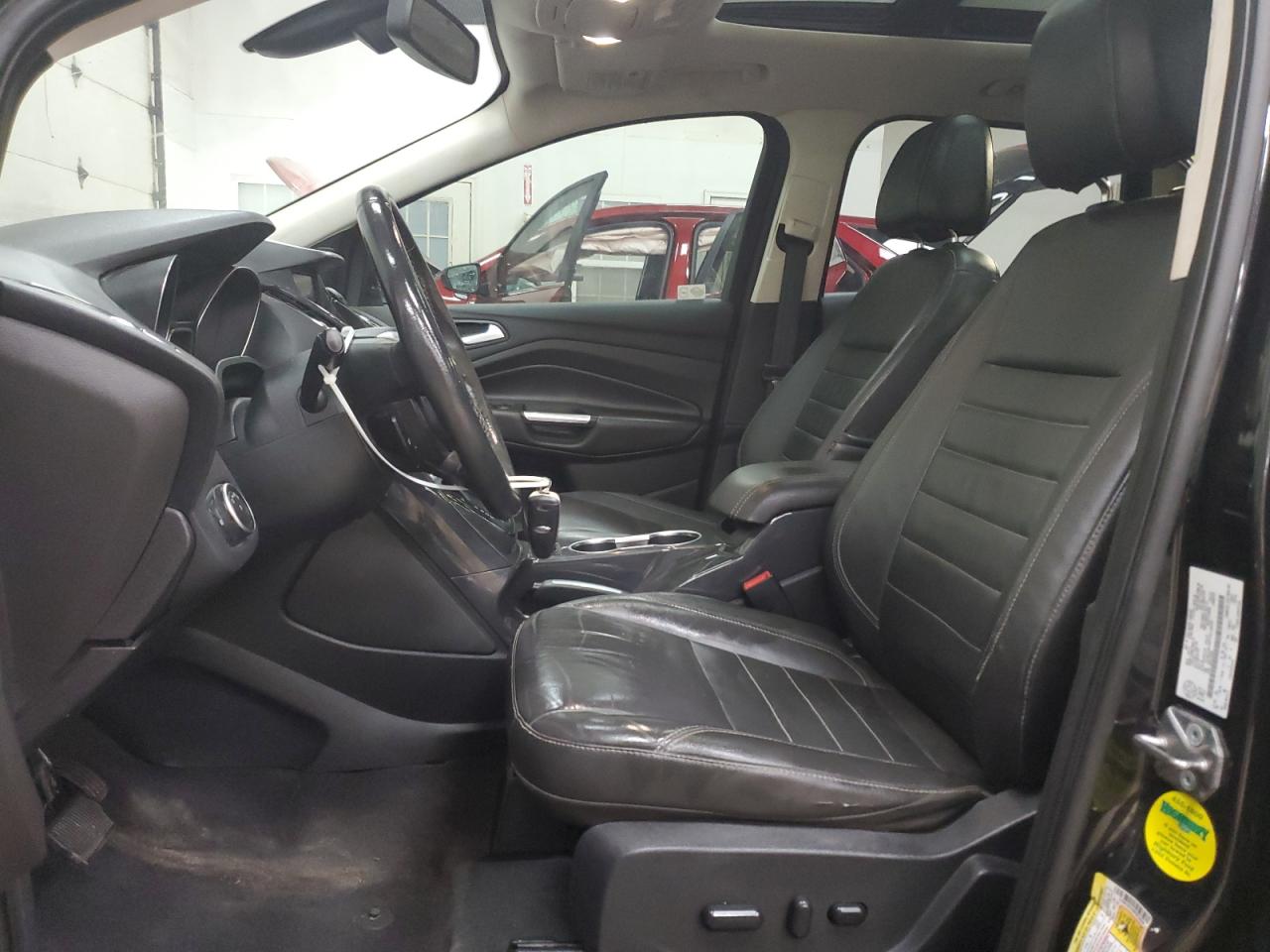 FORD ESCAPE TITANIUM