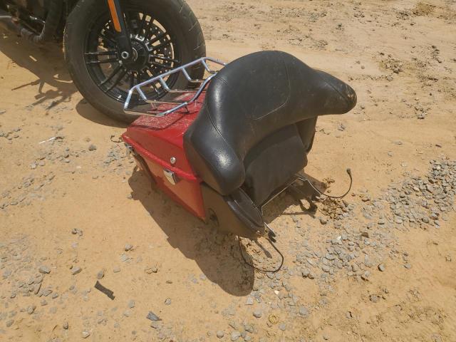 2011 HARLEY-DAVIDSON FLHTK 1HD1KEM19BB631317