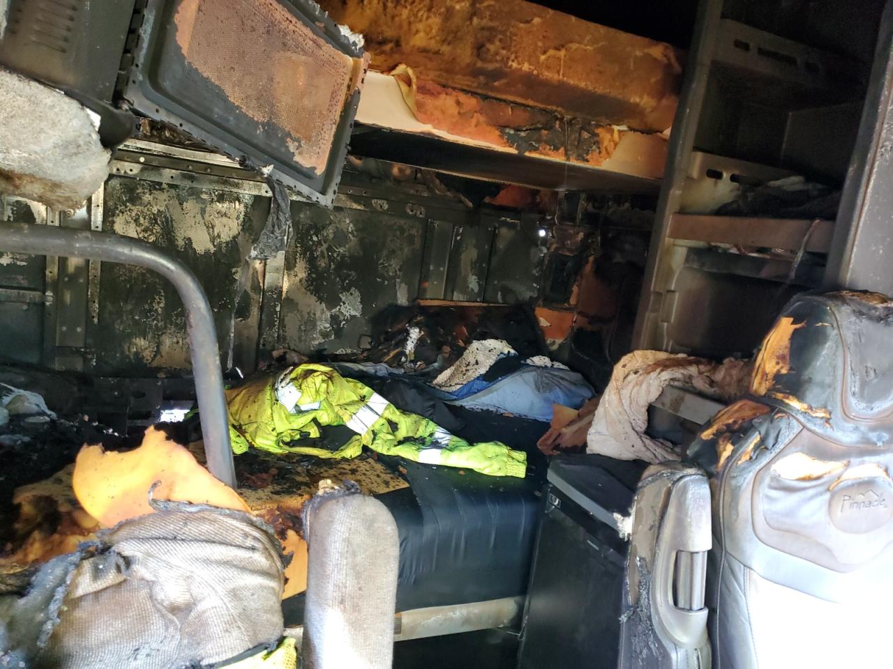 Lot #3305352326 2017 KENWORTH CONSTRUCTI